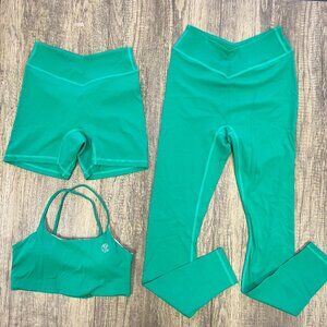 Aerosilk Top and Bottoms Bundle- Emerald Green